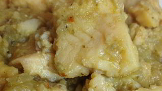 Рыба с соусом песто в мультиварке