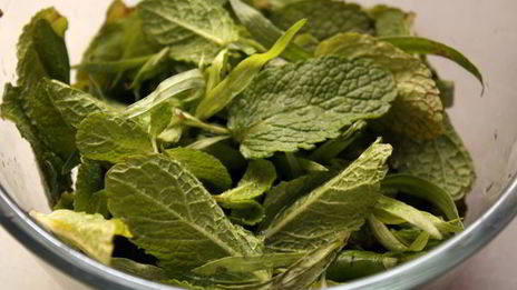 сладкий мятный песто