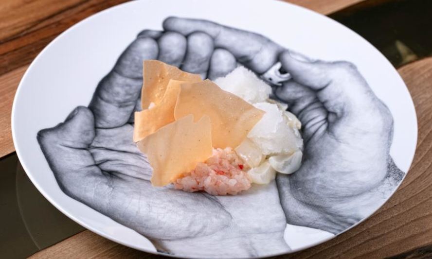 Рецепт тартар из северной креветки с личи и шампанским