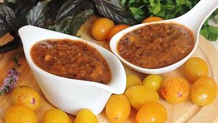 Ткемали из желтой сливы