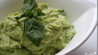 Вегетарианский соус из авокадо