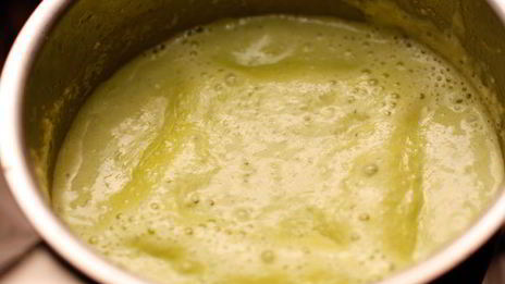 зеленый сливочный соус