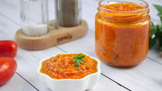 Зимний соус из запеченных помидоров