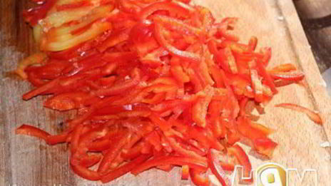 борщ с бычками по-одесски