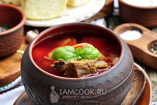 Борщ со свеклой и свежей капустой