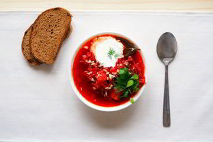 Холодный борщ с хреном