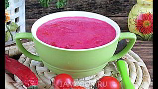 Красный борщ с фасолью и копченостями