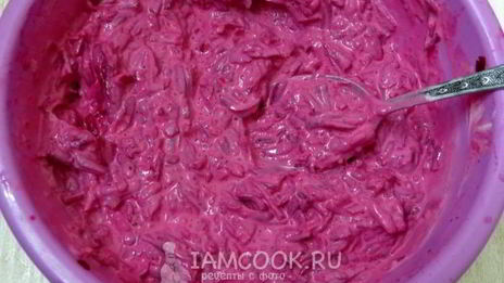 красный борщ с фасолью и копченостями