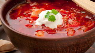 Сытный литовский борщ с картошкой и курицей