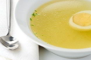 Ароматный куриный бульон