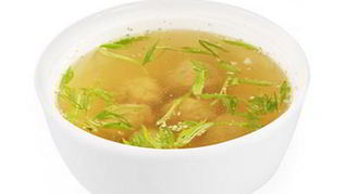 Бульон с фрикадельками из куриного филе