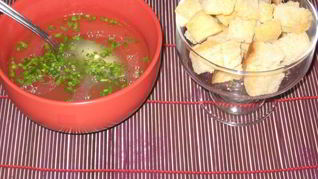 Крепкий бульон из мяса говядины