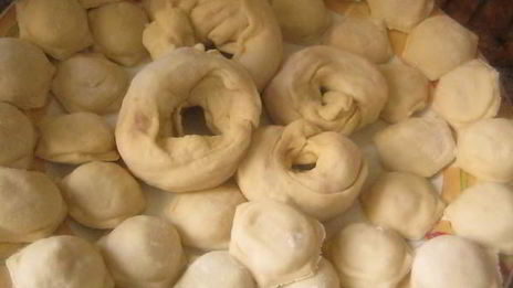 крэплах — домашние пельмени в бульоне