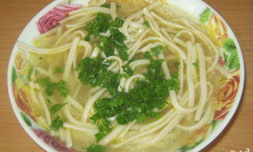 Рецепт куриный бульон с лапшой