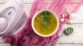 Куриный бульон с овощами