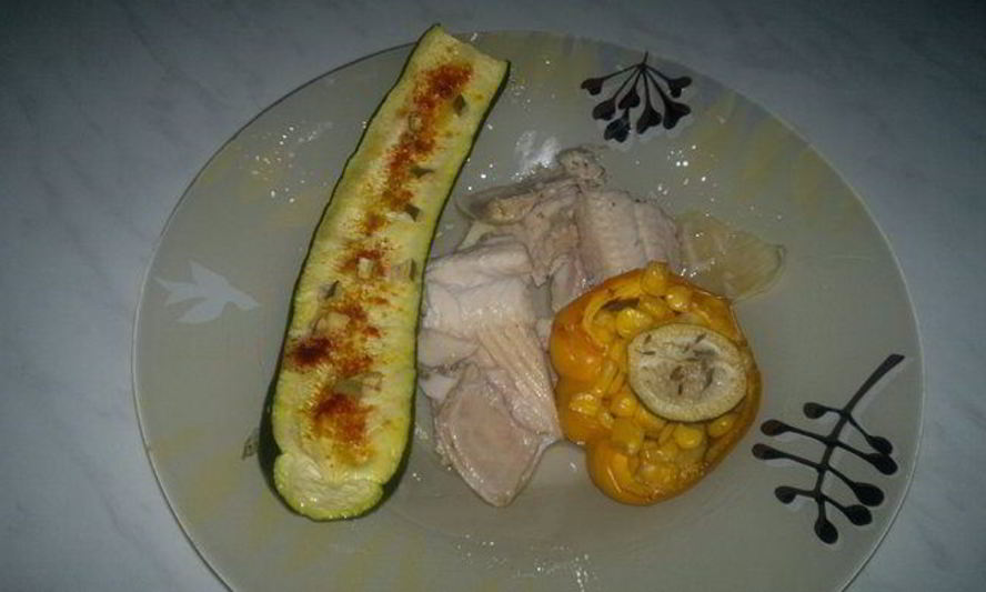 Рецепт лодочки из болгарского перца, фаршированные кукурузой и фейхоа