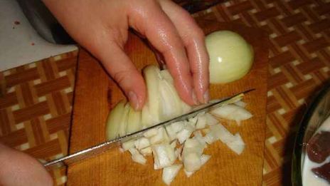 пельмени в горшочках с печенью и бульоном