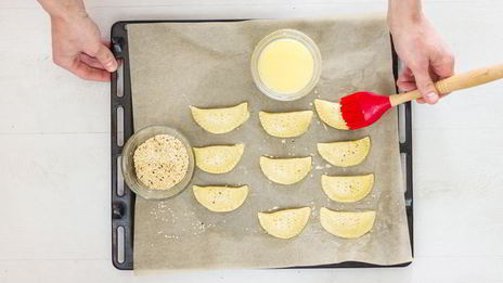 пирожки с мясом к бульону