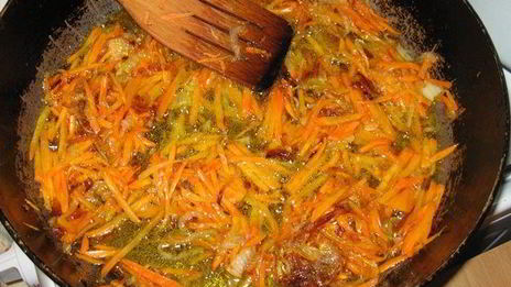 суп панадель — бульон с блинчиками