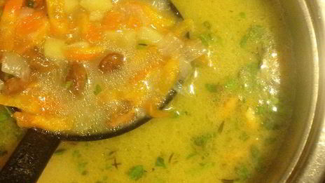 деревенский суп с лисичками