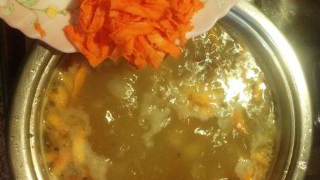 деревенский суп с лисичками