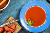 Гаспачо с гранатовым соусом