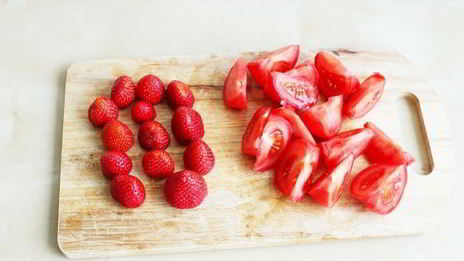 гаспачо с клубникой