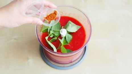 гаспачо с клубникой