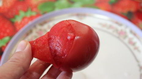 томатно-вишневый гаспачо в стаканах