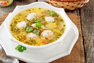 Гороховый суп с фрикадельками в мультиварке