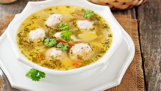 Гороховый суп с фрикадельками в мультиварке