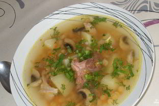 Гороховый суп с грибами