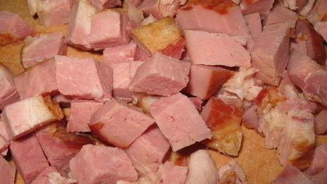 гороховый суп с копченой грудинкой