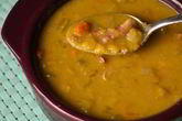 Гороховый суп с копченой колбасой