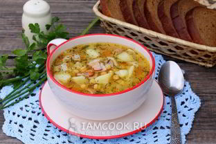 Гороховый суп с копченостями в мультиварке