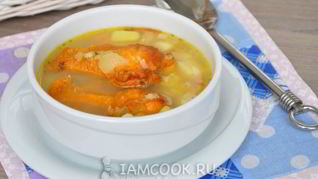 Гороховый суп с копчеными крылышками