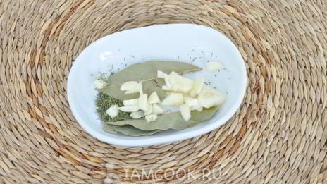 гороховый суп с копчеными крылышками