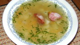 Гороховый суп с копчеными ребрышками в мультиварке