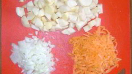 гороховый суп с копчеными ребрышками в мультиварке