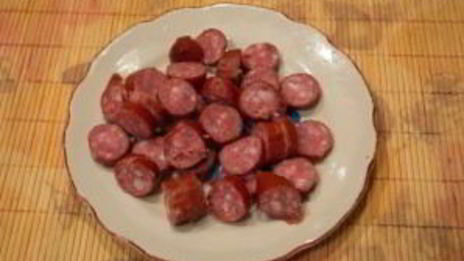 гороховый суп с охотничими колбасками