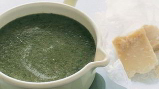 Гороховый суп с салатом-латуком