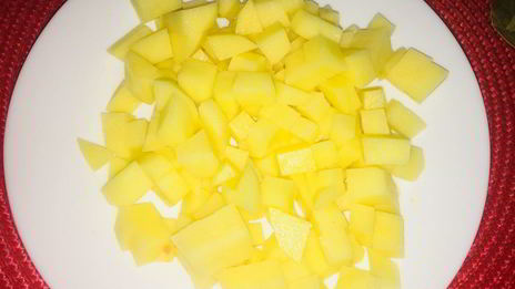 гороховый суп с варено-копченой рулькой