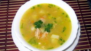 Суп гороховый с курицей