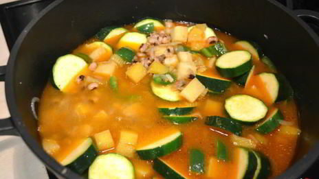 индийский суп из фасоли черный глаз