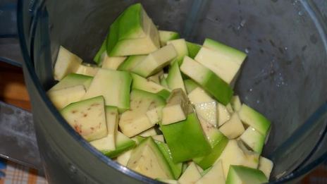 холодный крем-суп с авокадо на кефире