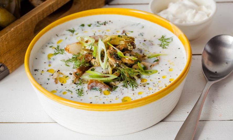 Рецепт холодный суп на огуречном рассоле с огурцами и жареной рыбой