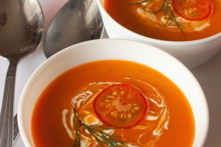 Холодный томатный суп со специями