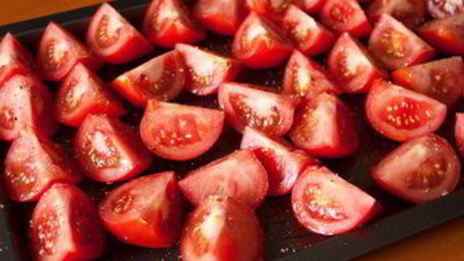 холодный томатный суп со специями