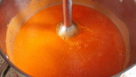 холодный томатный суп со специями