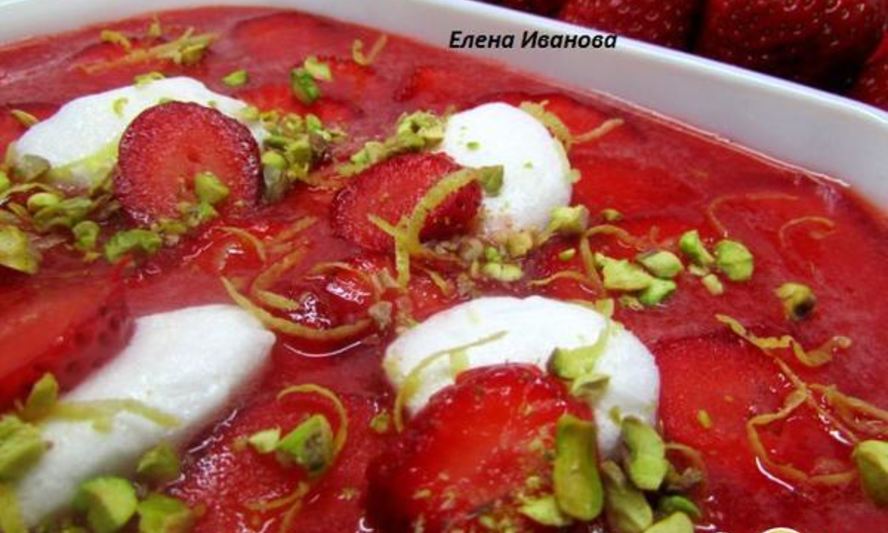 Рецепт клубнично-лимонный холодный суп с нежными клецками